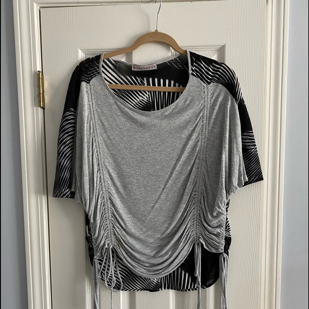 Woodleigh gray, black & white ruched top